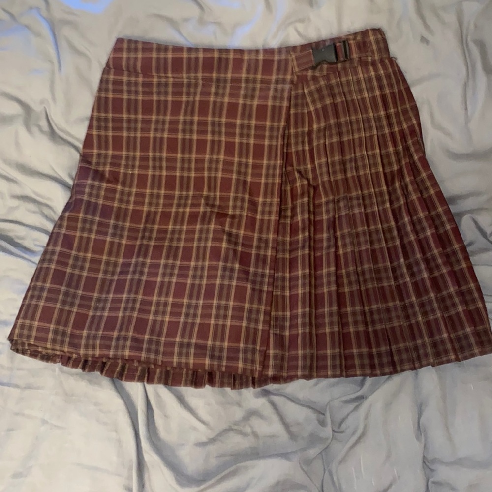 Brand new skirt.